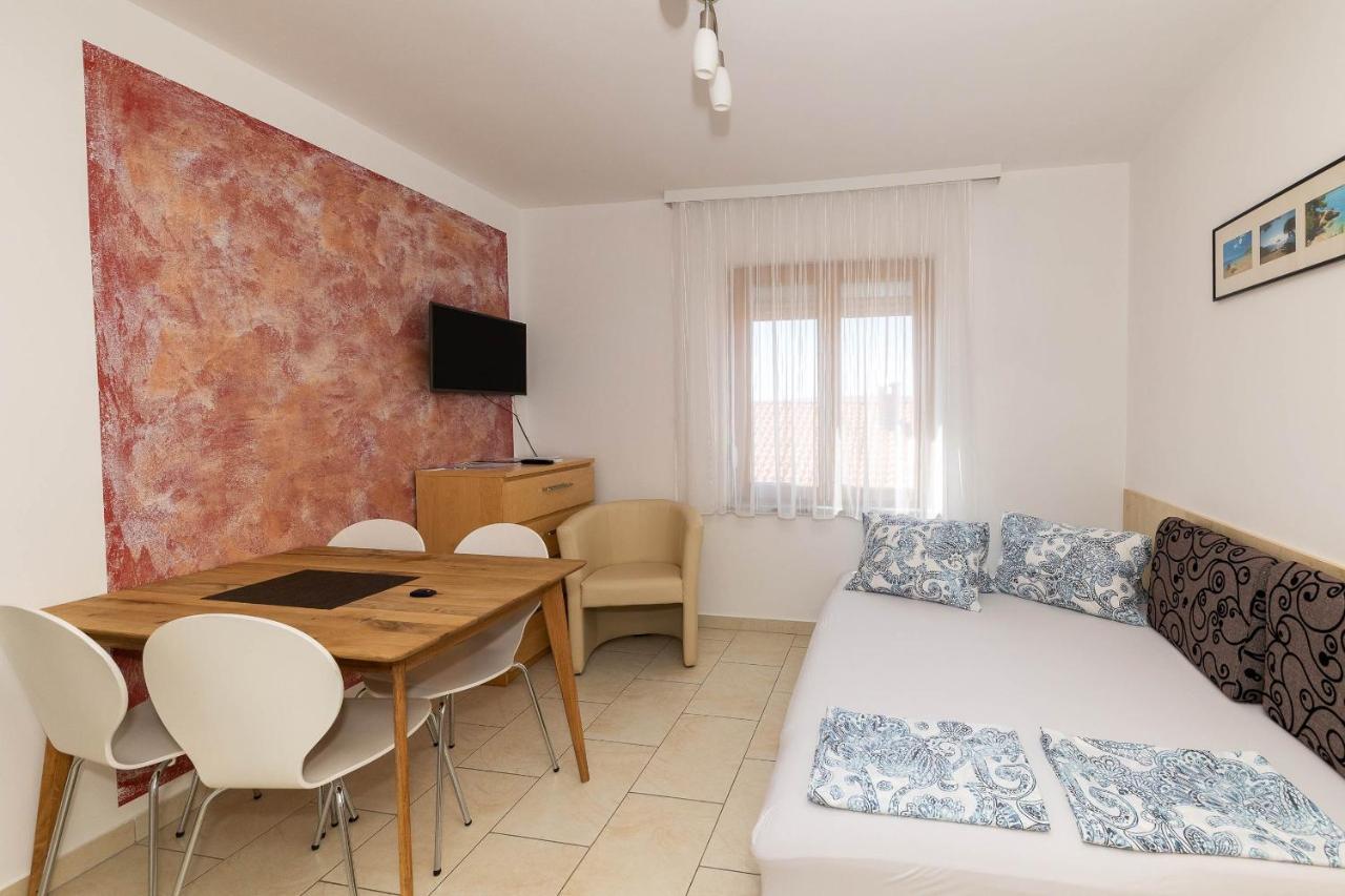 Apartmani Dea ツリクヴェニツァ エクステリア 写真