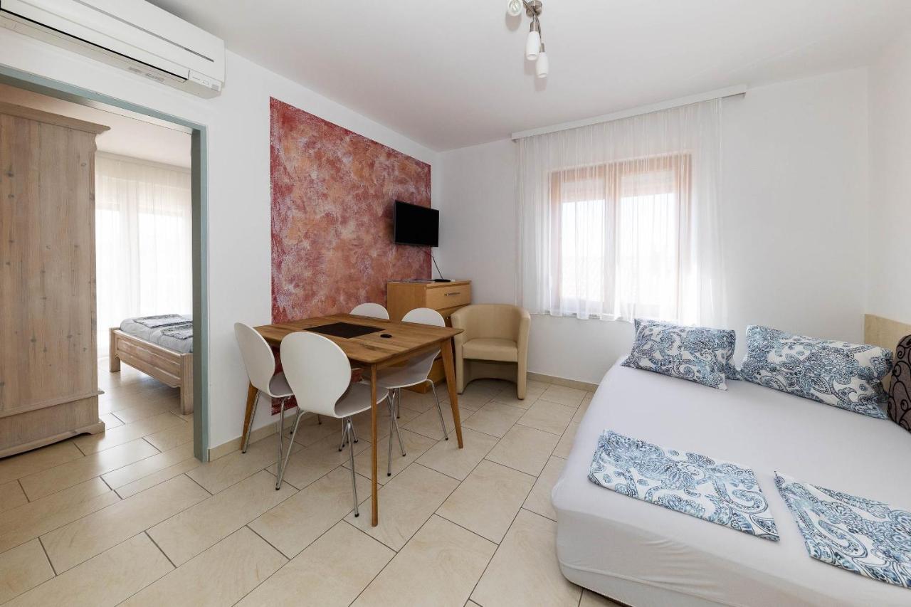 Apartmani Dea ツリクヴェニツァ エクステリア 写真